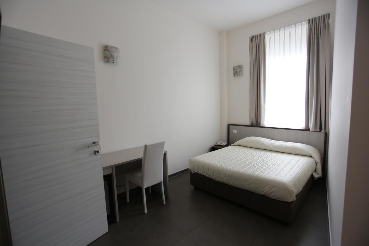 Hotel Eubea Reggio Calabria Exterior foto
