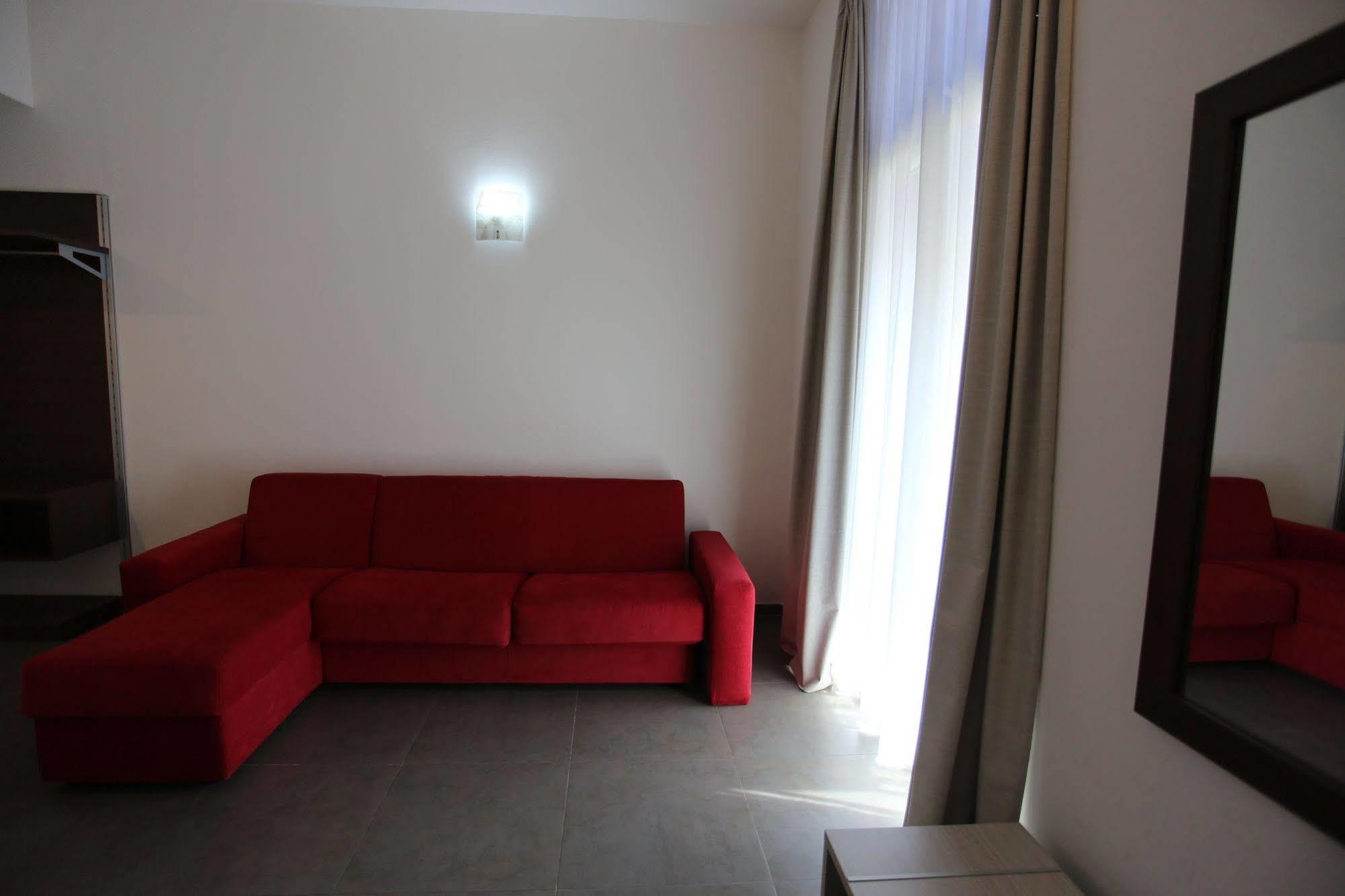 Hotel Eubea Reggio Calabria Exterior foto