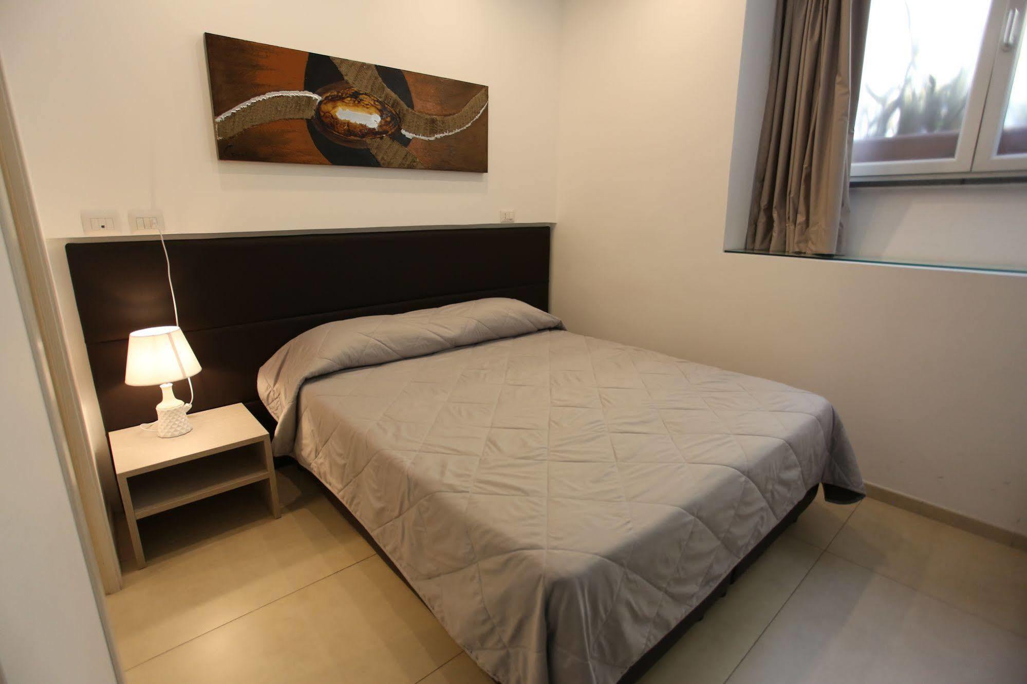 Hotel Eubea Reggio Calabria Exterior foto