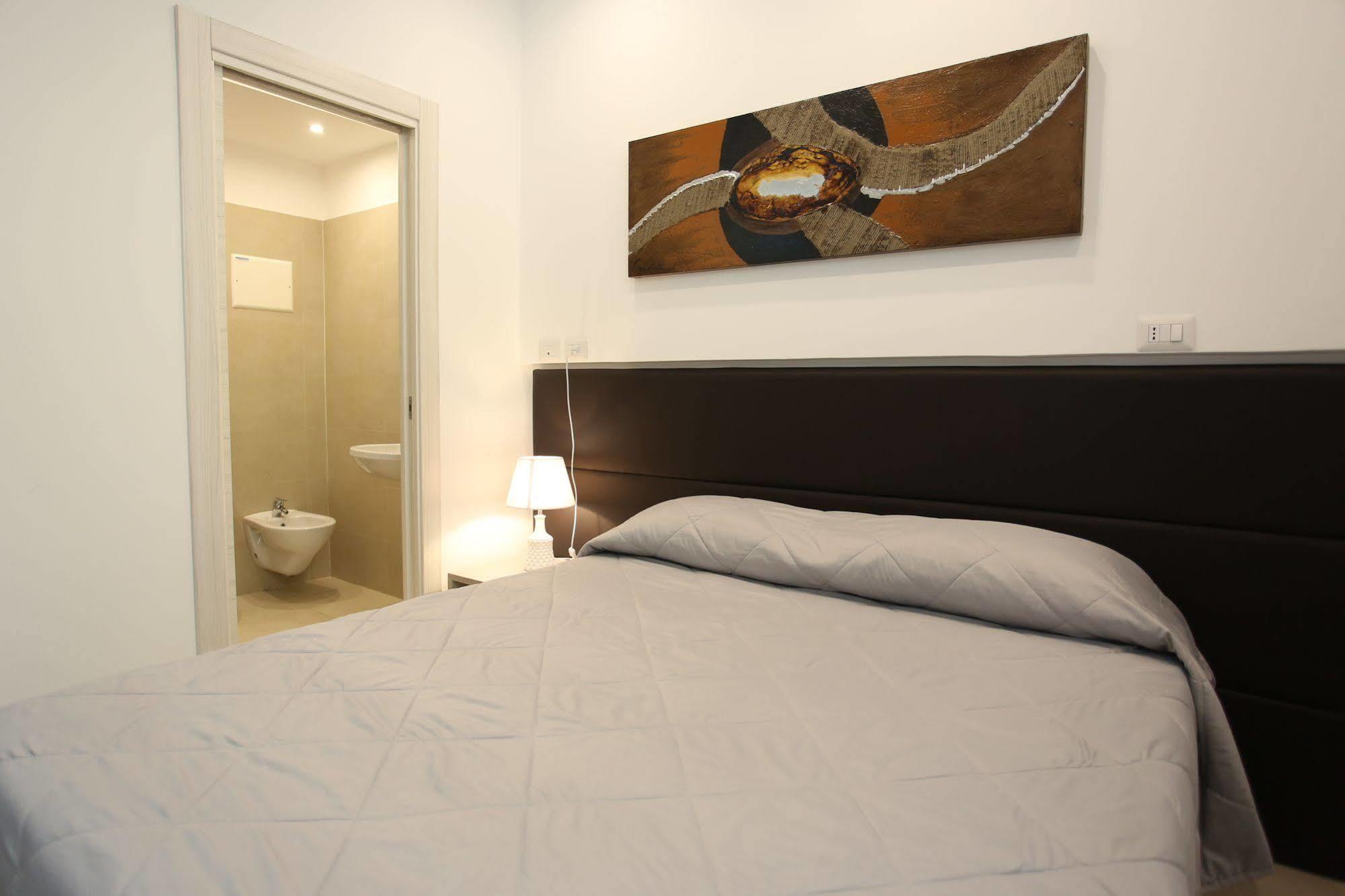 Hotel Eubea Reggio Calabria Exterior foto
